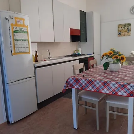 Casa Vacanza Gioia Nyaraló Torre Lapillo
